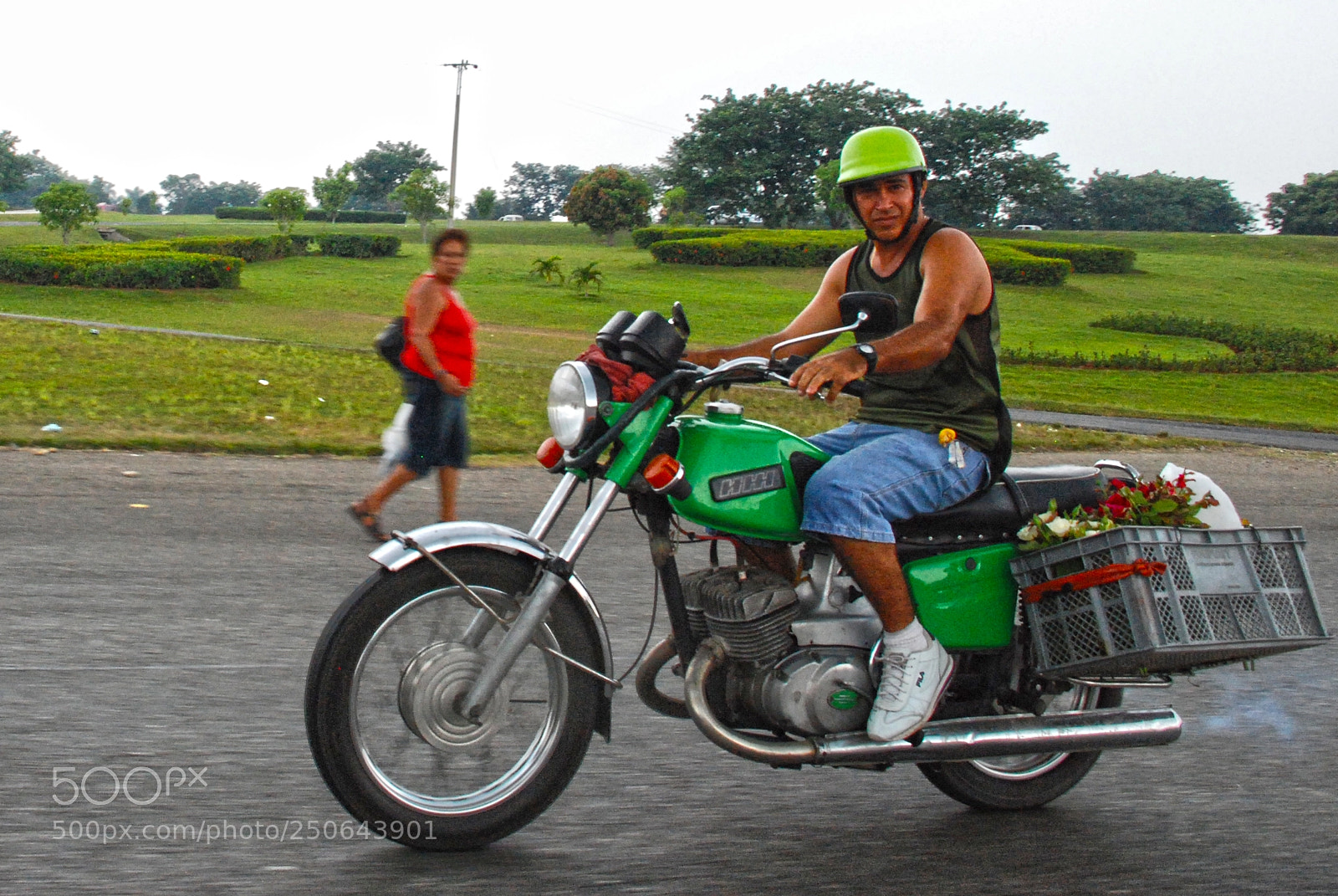 Nikon D80 sample photo. Cuban motorcycle photography