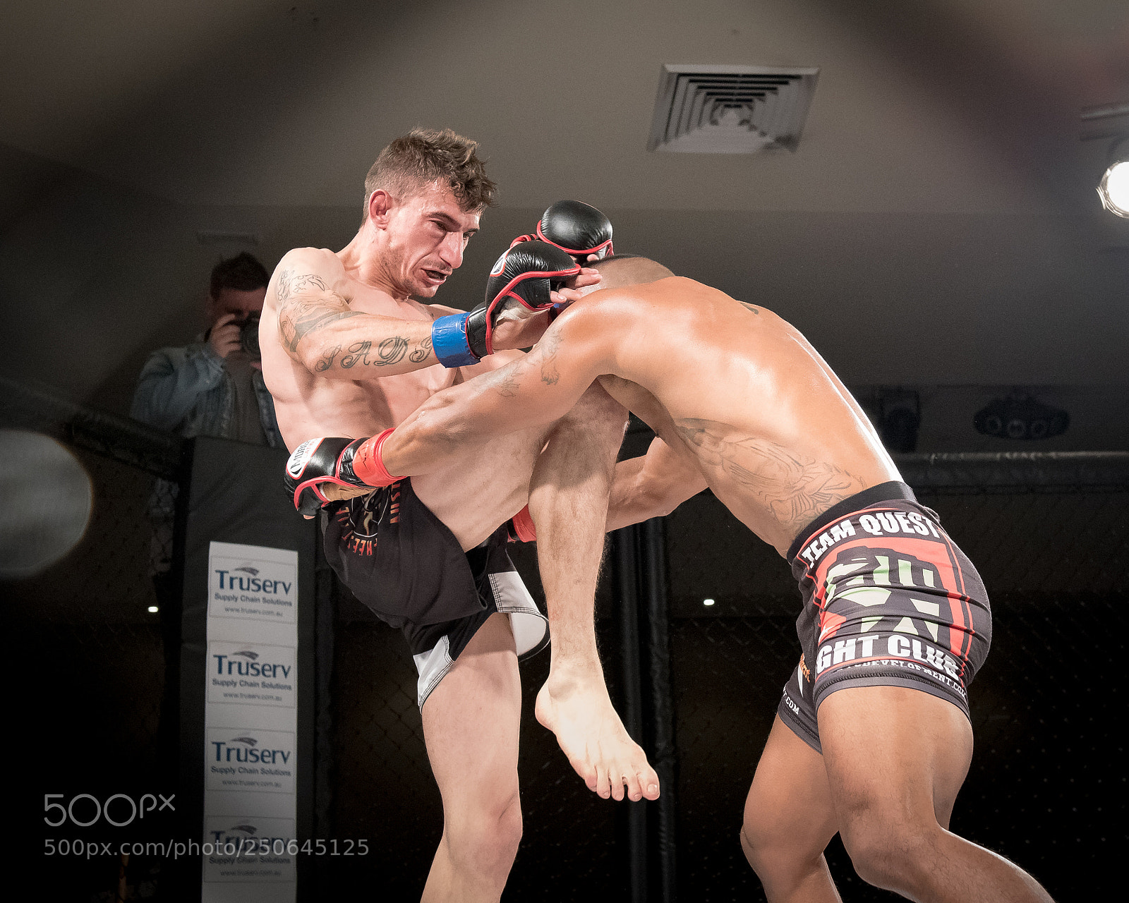 Nikon D810 sample photo. Mma fighter lands a photography