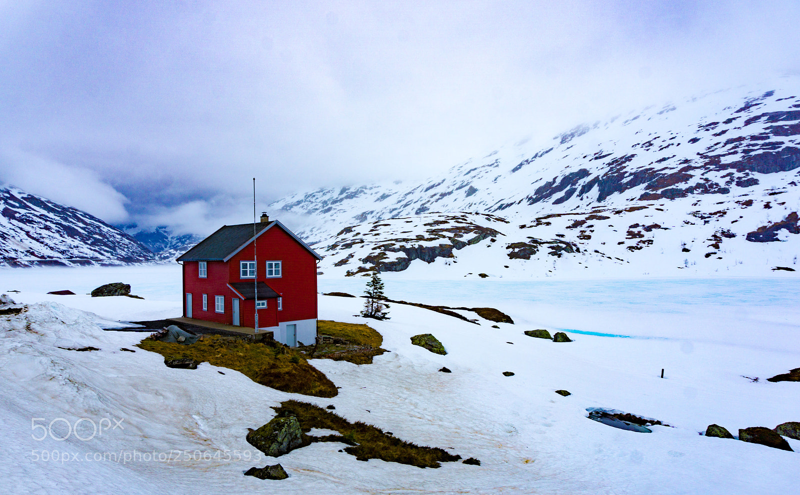 Sony a5100 sample photo. Secluded red house on photography