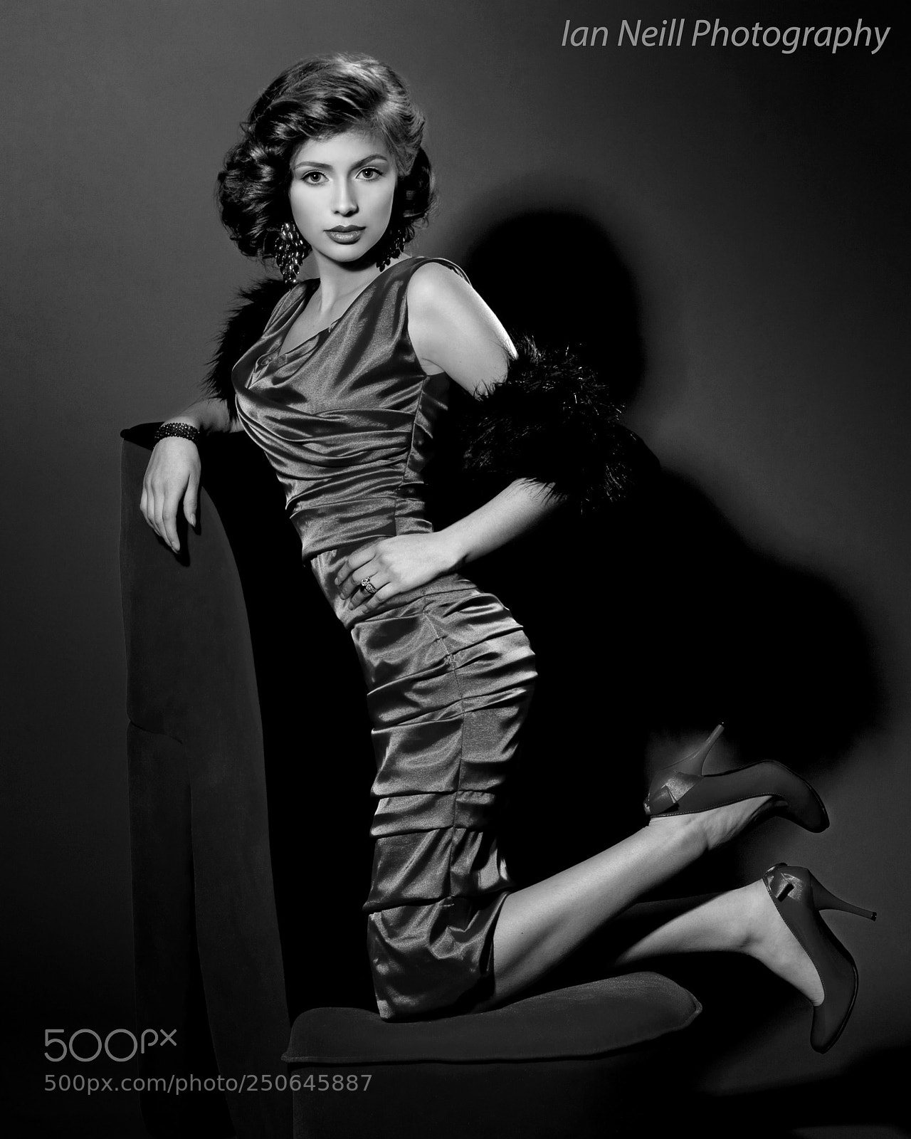 Canon EOS 5D sample photo. Kayley black and white photography