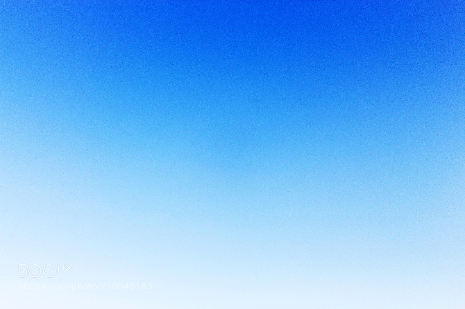 Canon EOS 700D (EOS Rebel T5i / EOS Kiss X7i) sample photo. The cloudless sky photography