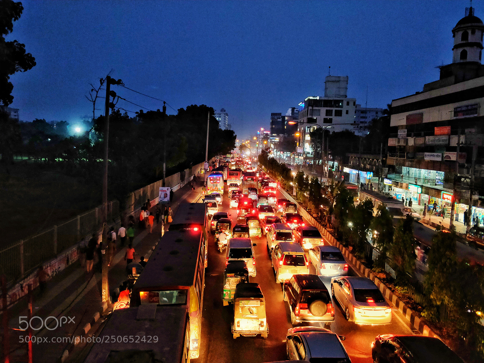 OnePlus 5T sample photo. Parliament road- dhaka- bangladesh photography