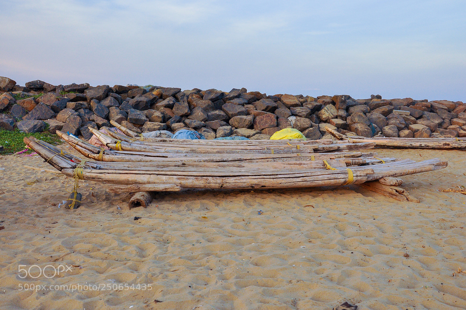 Nikon D90 sample photo. Boat on a beach photography