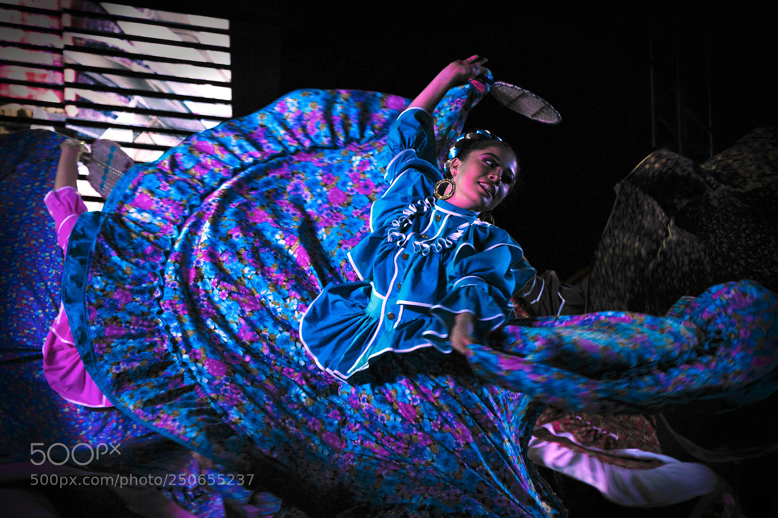 Canon EOS 70D sample photo. Joy dance  photography