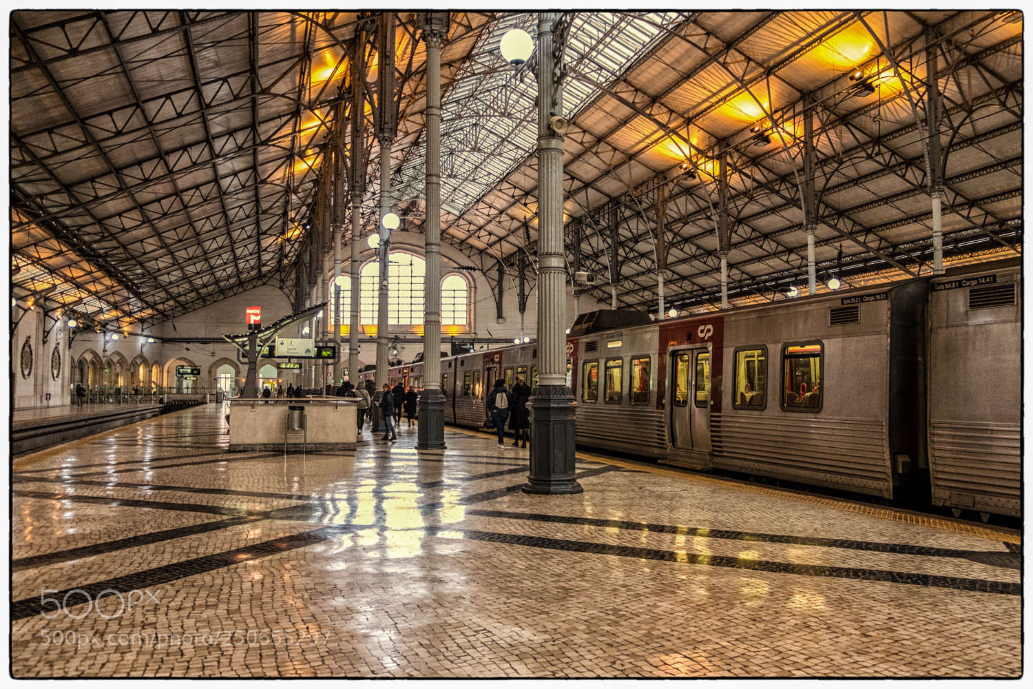 Fujifilm X-T1 sample photo. Station lissabon photography