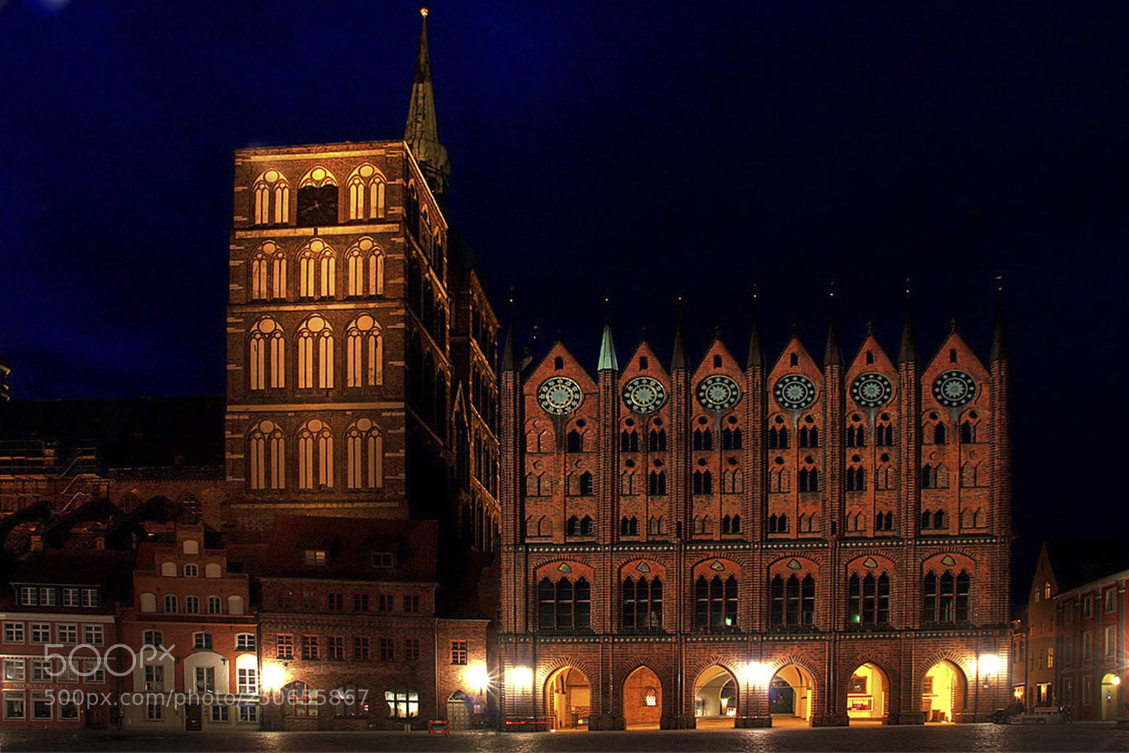 Canon EOS 600D (Rebel EOS T3i / EOS Kiss X5) sample photo. Das rathaus von stralsund photography