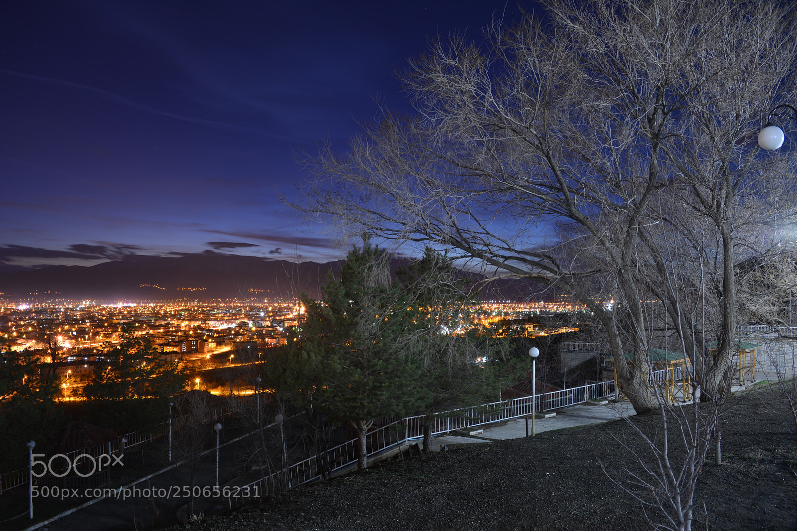 Nikon D5200 sample photo. Night view photography