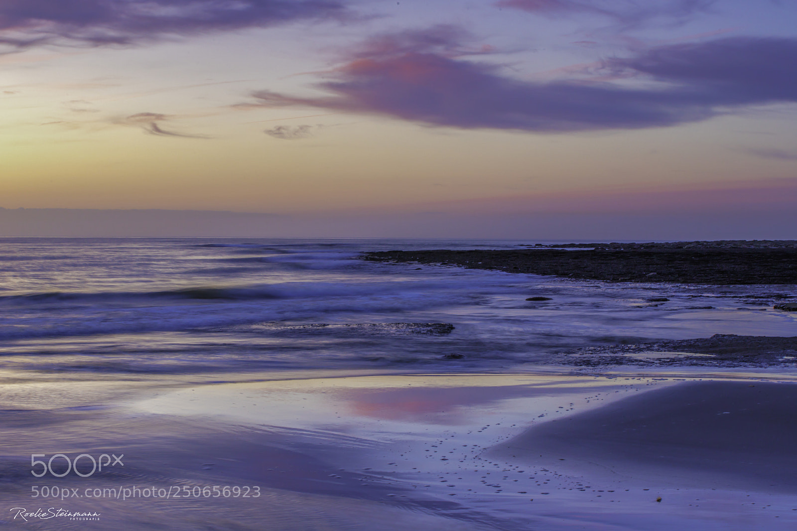 Canon EOS 6D Mark II sample photo. Evening colors photography