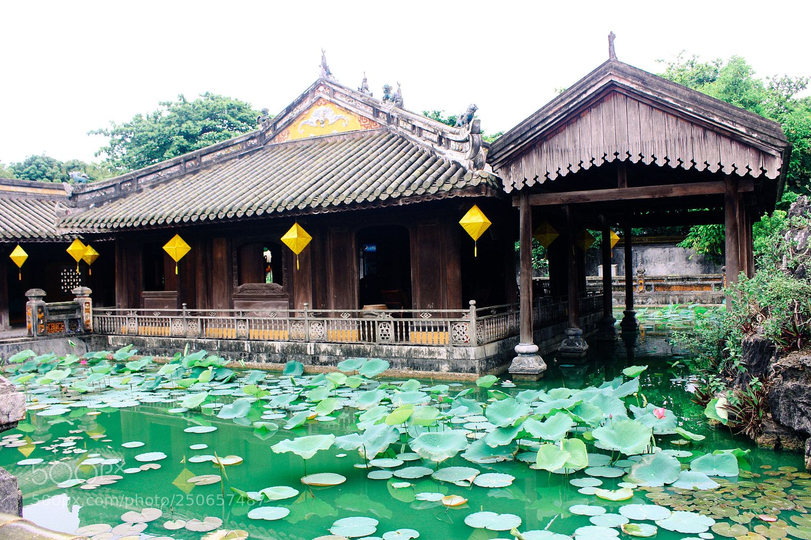 Canon EOS 700D (EOS Rebel T5i / EOS Kiss X7i) sample photo. Hue, viet nam photography