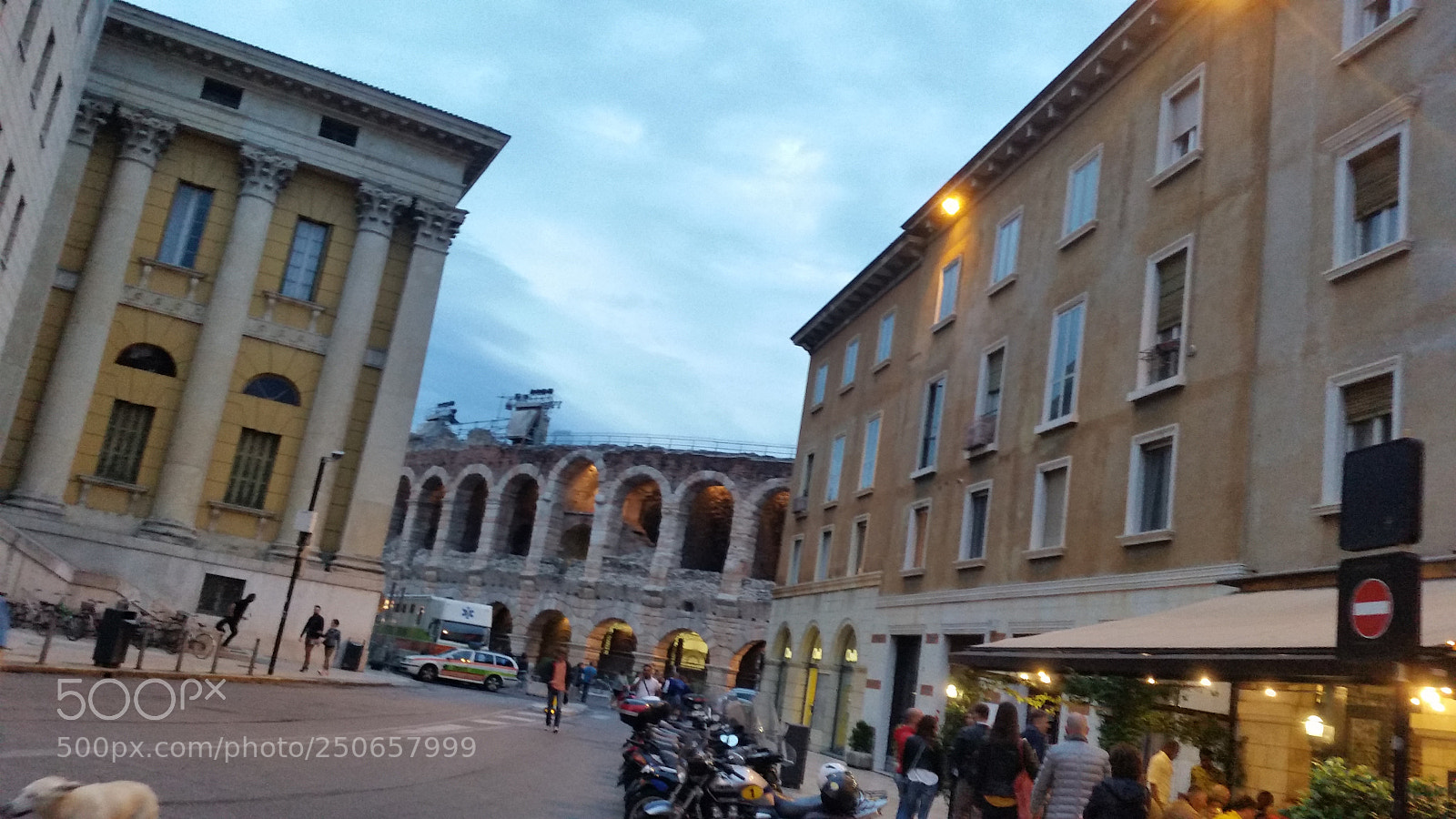 Samsung Galaxy S5 sample photo. Arena, verona, italia photography
