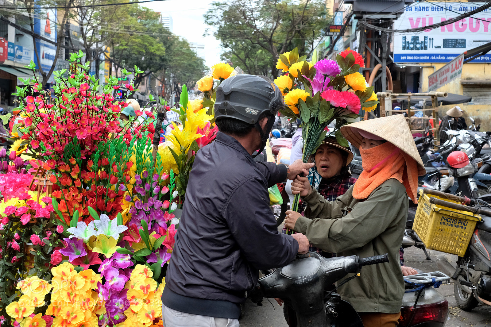 Fujifilm X-Pro2 sample photo. Con market, danang photography