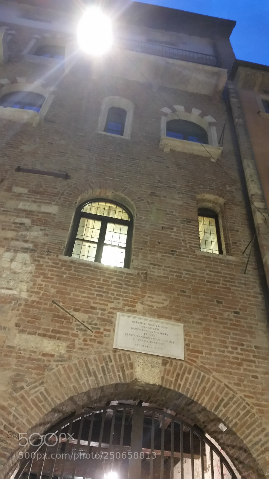 Samsung Galaxy S5 sample photo. Balconul julietei. verona, italia photography