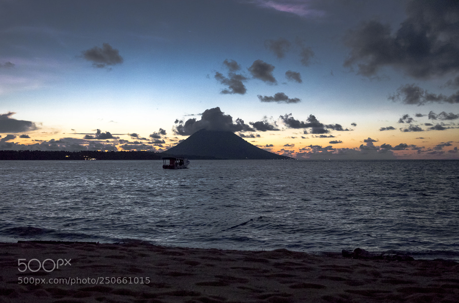 Canon EOS 5D Mark IV sample photo. Bunaken national park photography