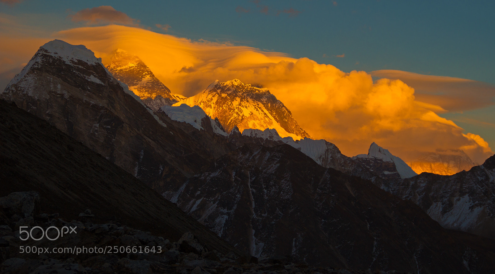 Canon EOS 550D (EOS Rebel T2i / EOS Kiss X4) sample photo. Sagarmatha photography