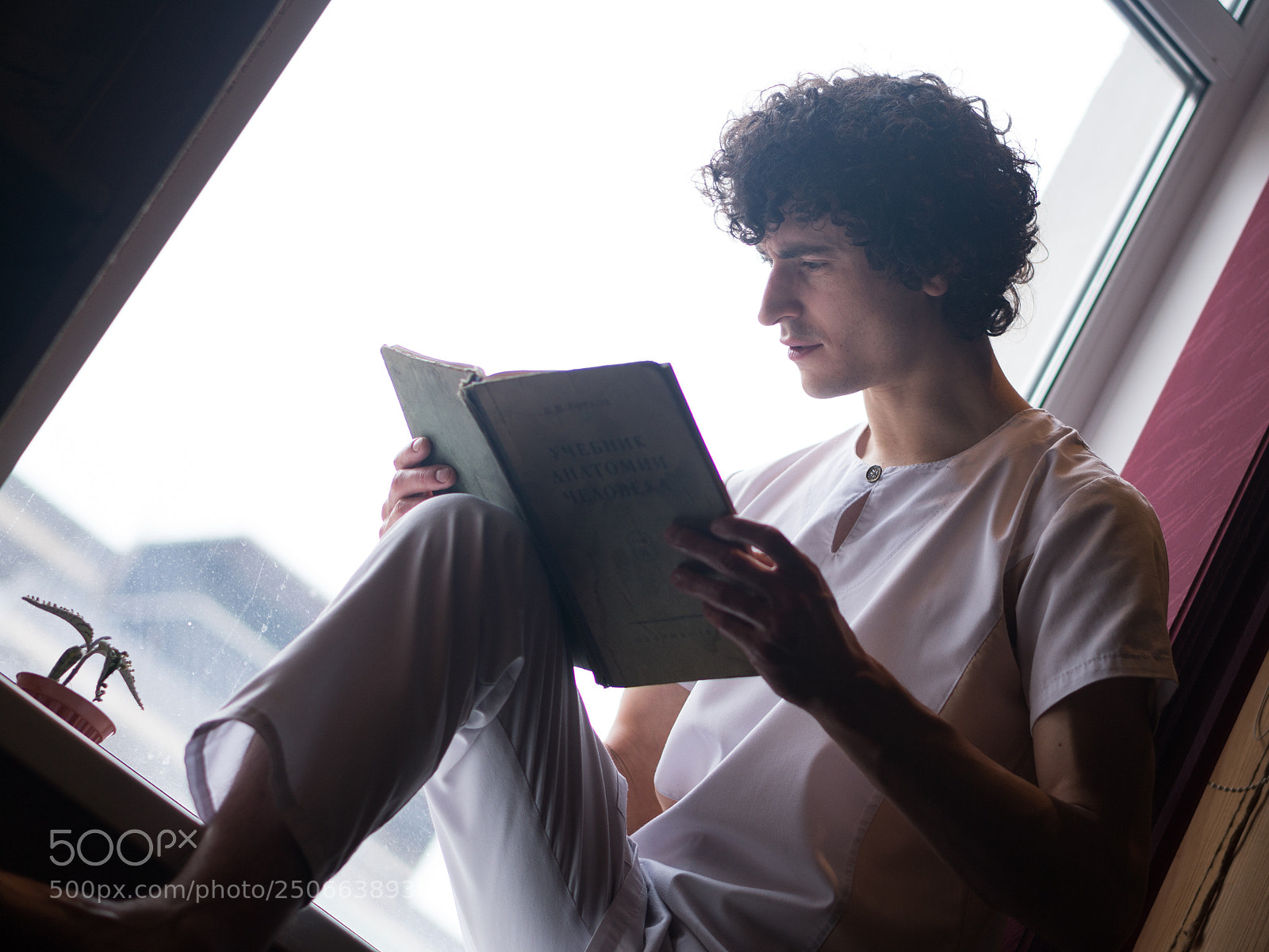 Sony a6300 sample photo. Man with curly hair photography