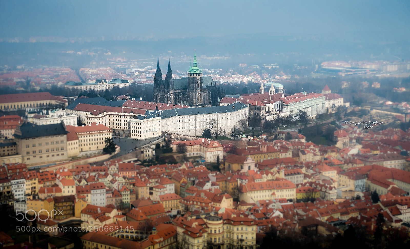 Sony Cyber-shot DSC-RX100 III sample photo. Praag photography