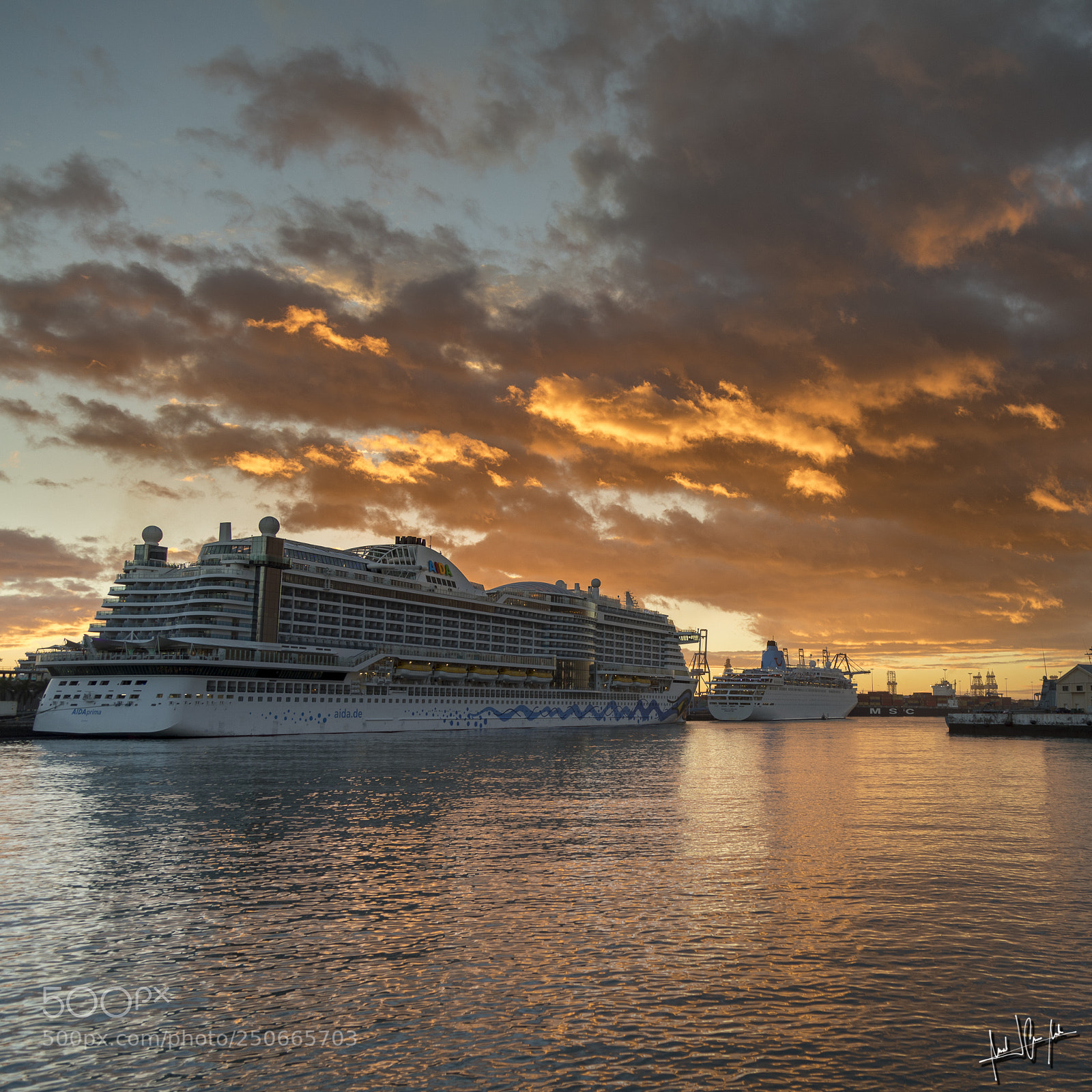 Canon EOS 5D Mark IV sample photo. Crucero. photography