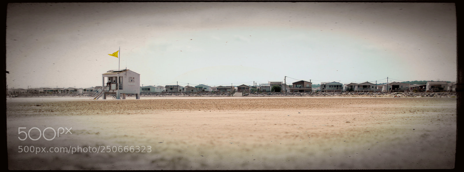 Canon EOS 20D sample photo. Undated gruissan plage des photography