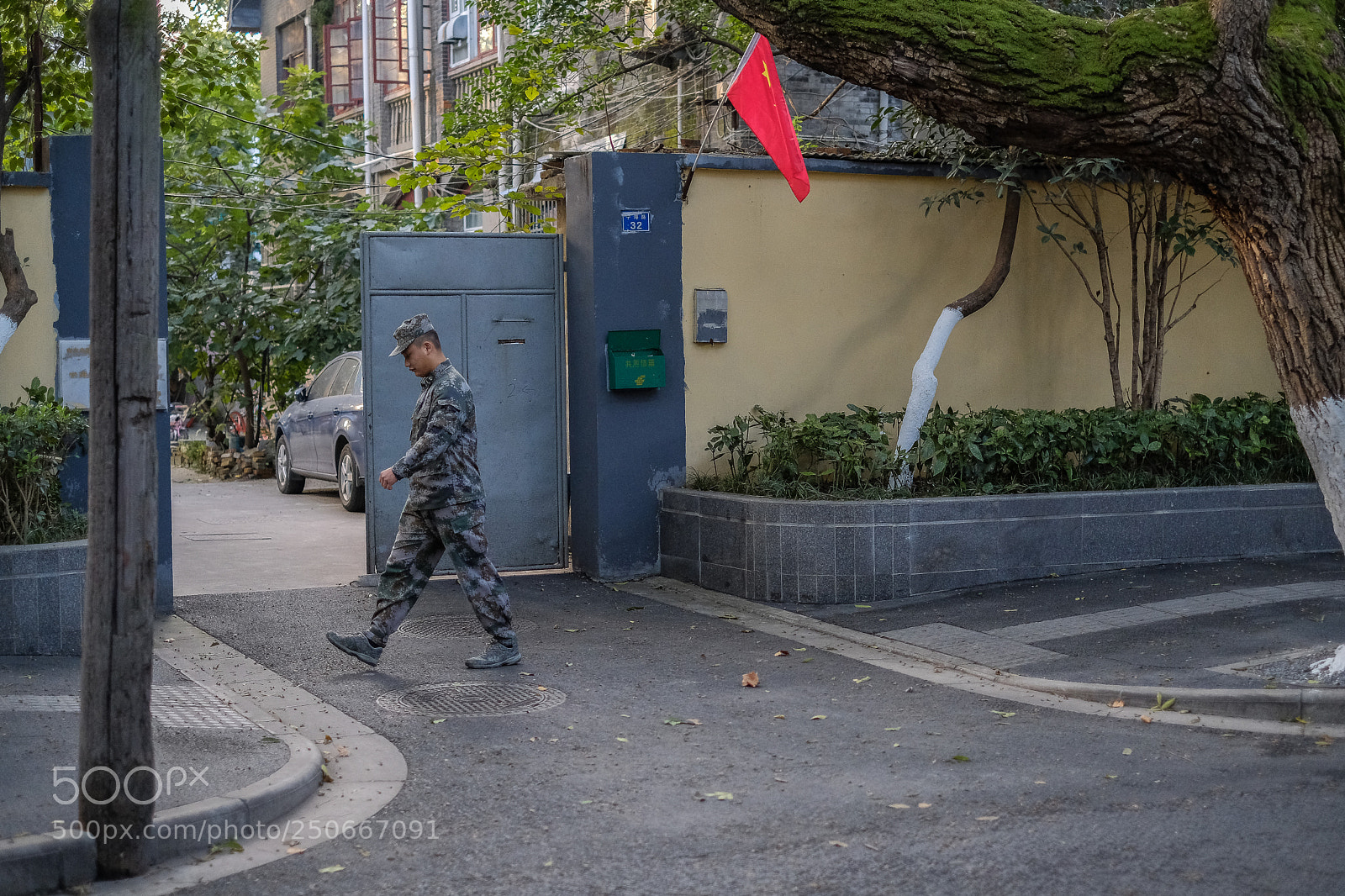 Fujifilm X-Pro2 sample photo. Under the flag photography