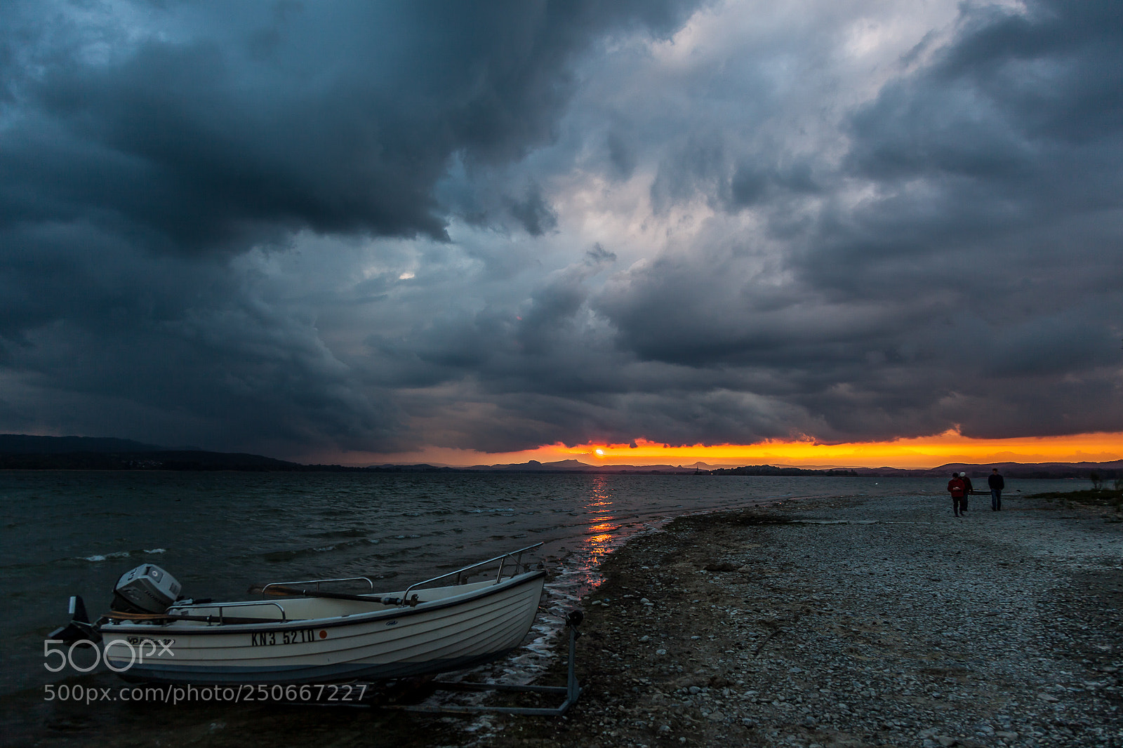 Canon EOS 5D Mark II sample photo. Before the storm photography
