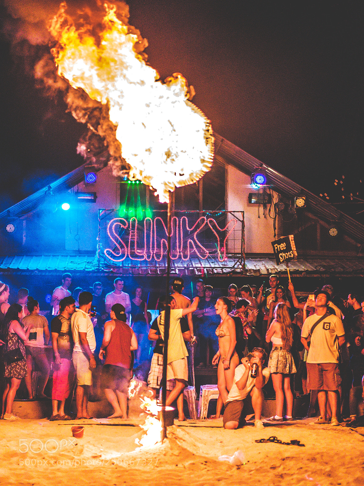 Fujifilm X-T20 sample photo. Phi phi night life photography