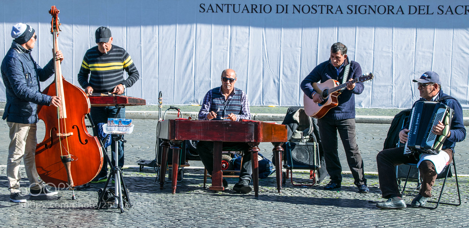 Nikon D5300 sample photo. Band photography