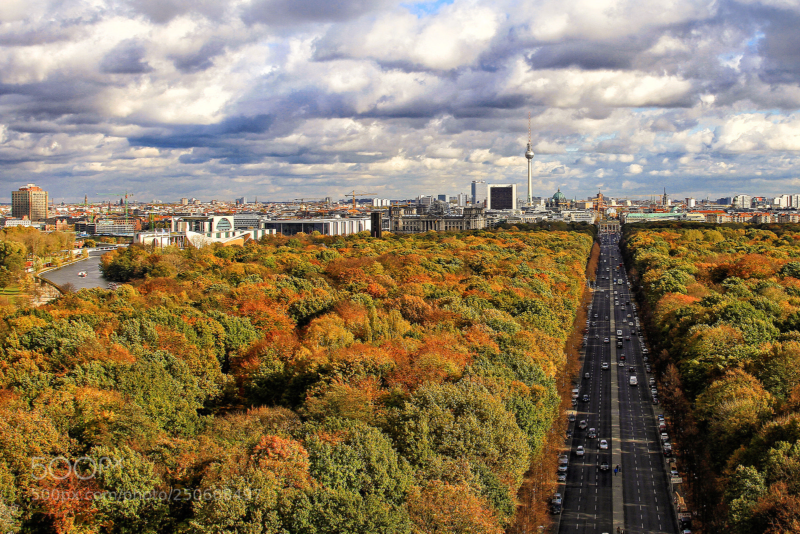 Canon EOS 7D sample photo. Berlin in november. photography