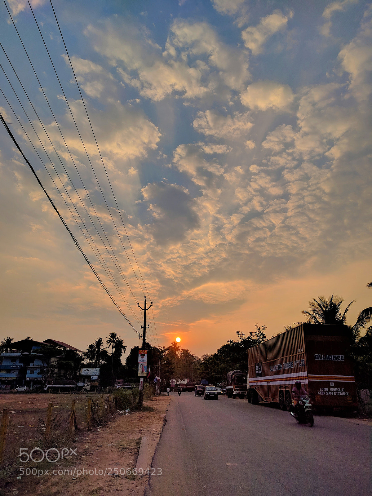 Google Nexus 6P sample photo. Scattered clouds photography