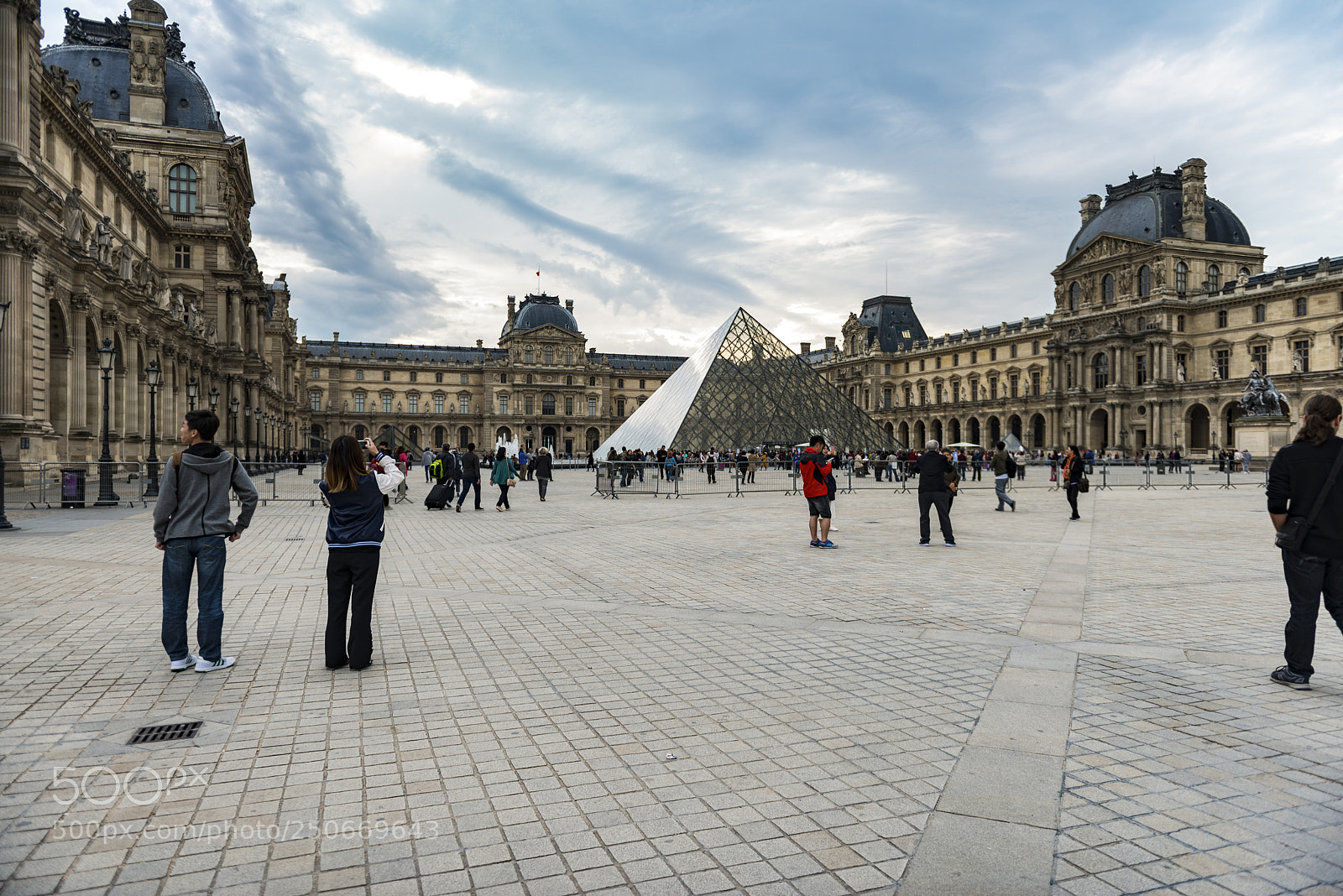 Nikon D800 sample photo. Louvre photography