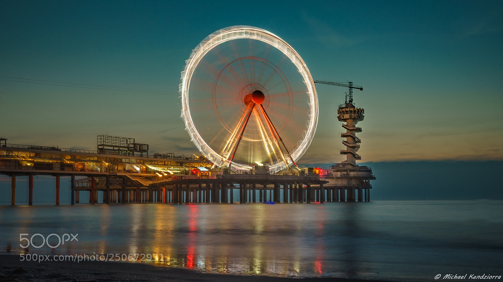 Sony a7 II sample photo. Ferris wheel photography