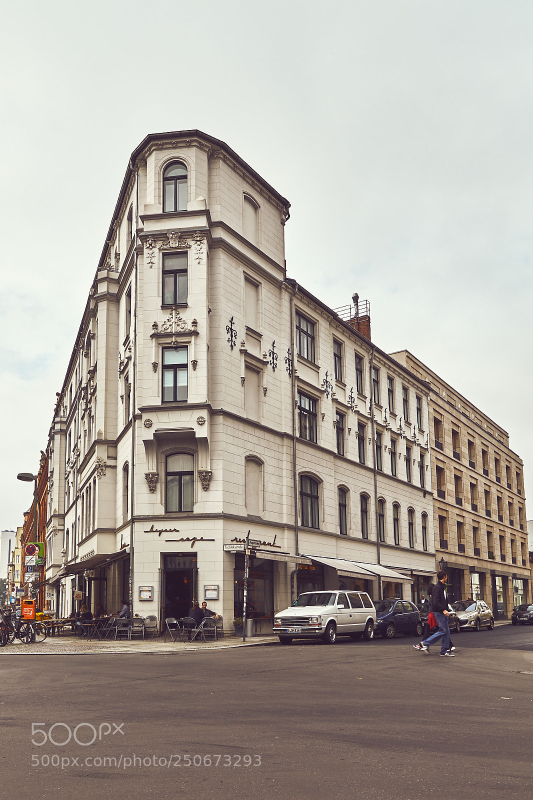 Canon EOS 5D Mark II sample photo. Eckhaus auguststraße photography