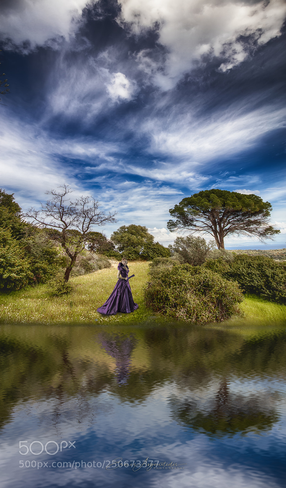 Canon EOS 5DS R sample photo. Queen at the fields photography
