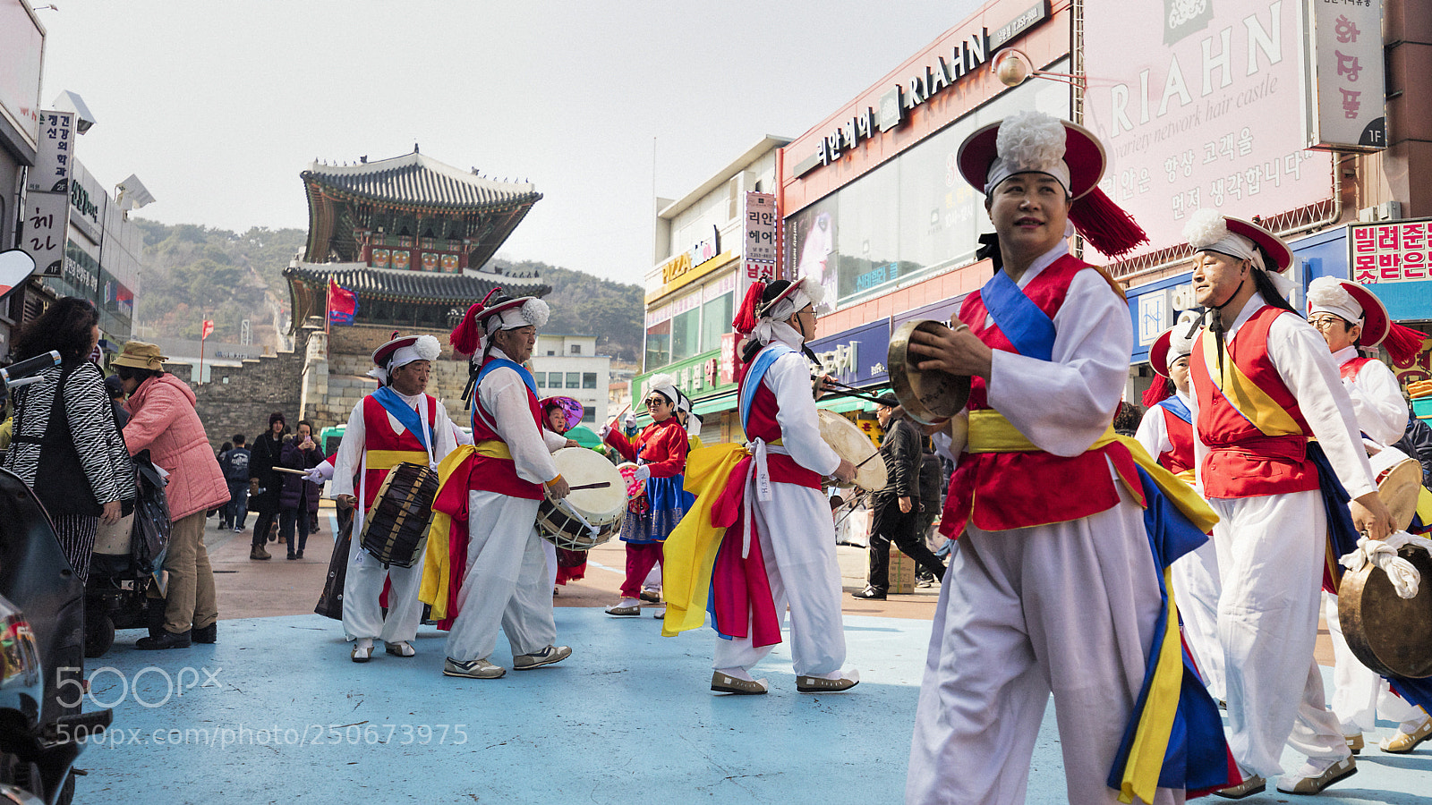 Canon EOS 5D Mark IV sample photo. The dance photography