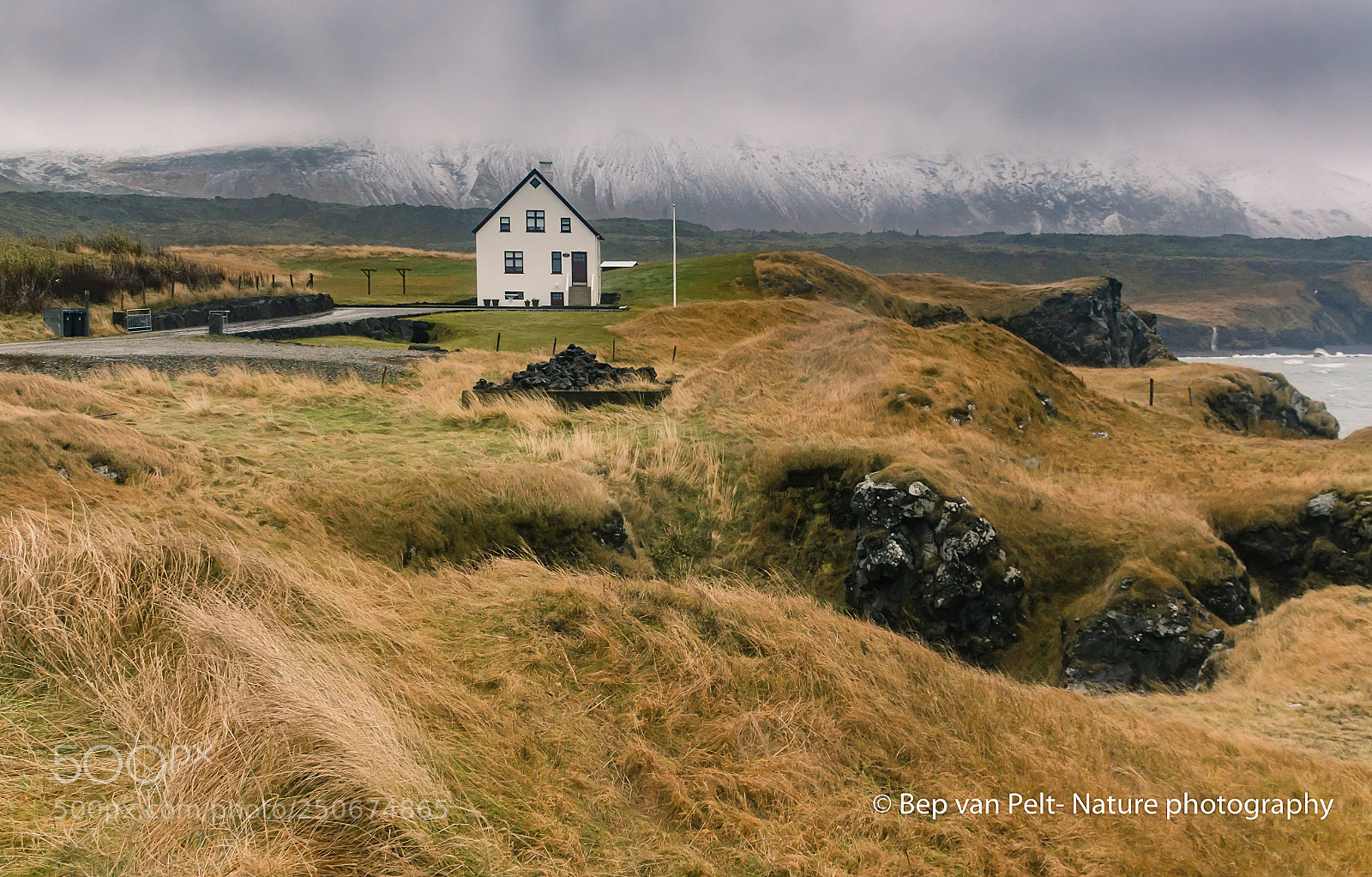 Nikon D7000 sample photo. Autumnal sneafellsness; lonely house photography