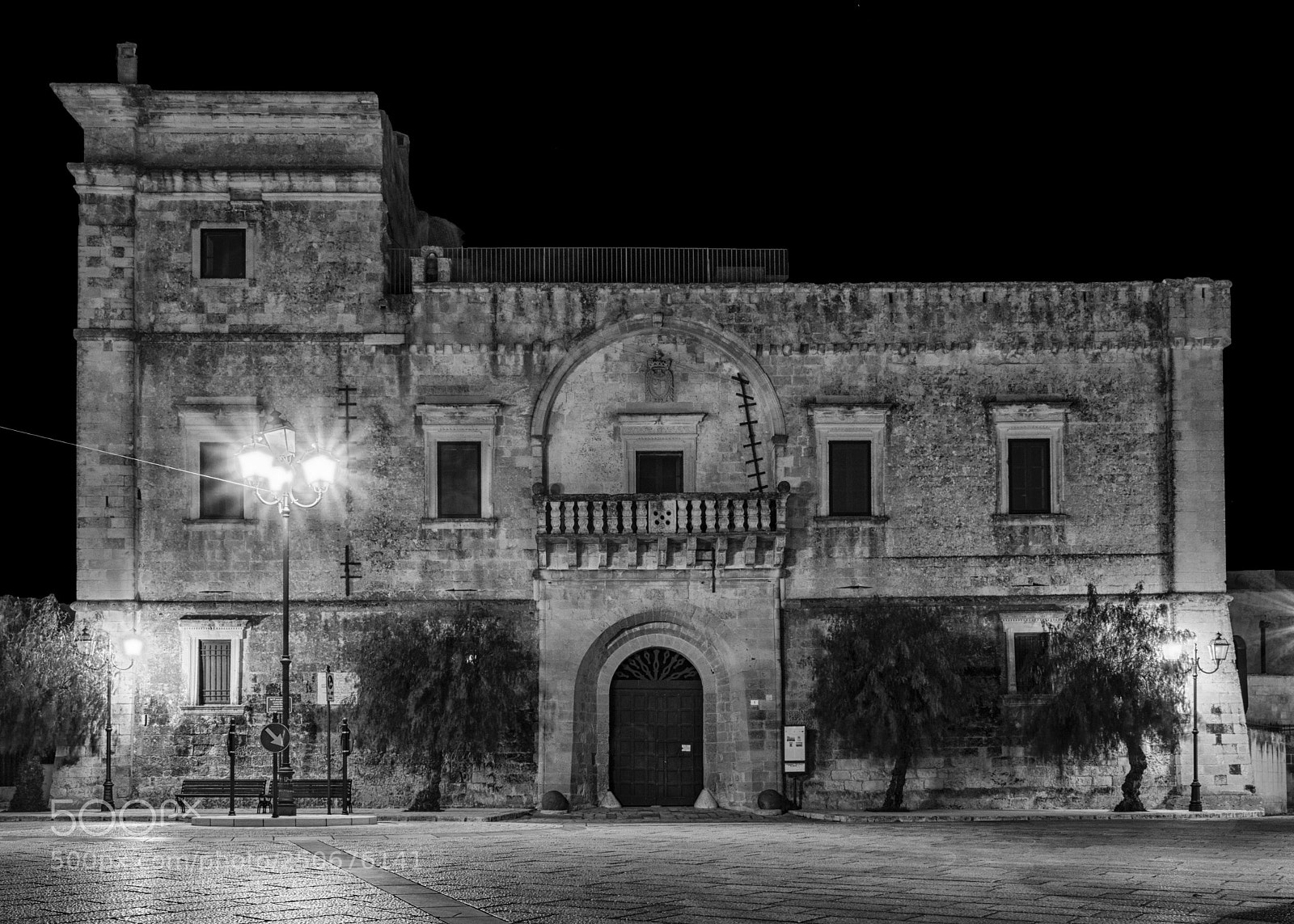 Nikon D3300 sample photo. Castello casamassella photography