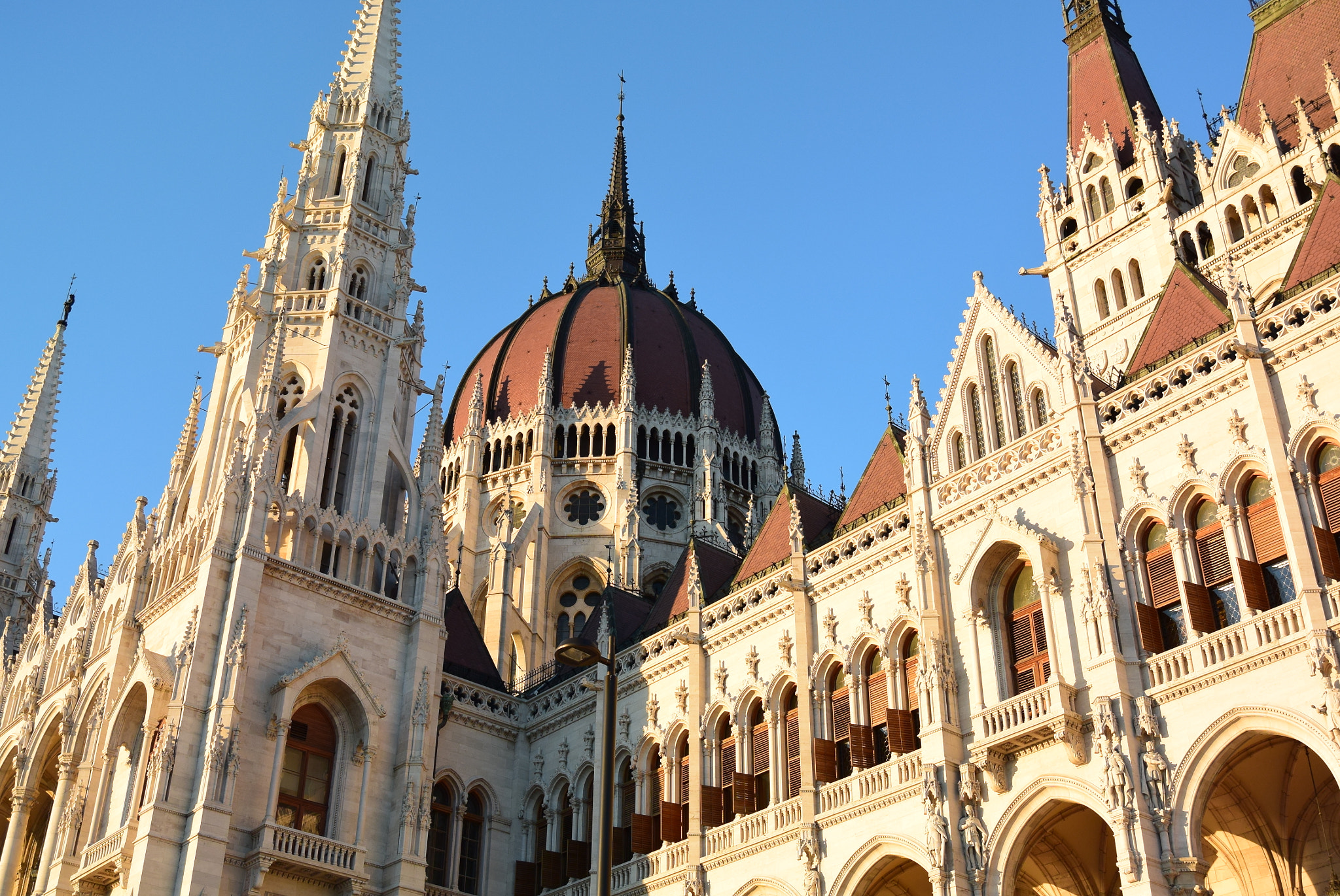 Nikon 1 S2 sample photo. Parlamento di budapest photography