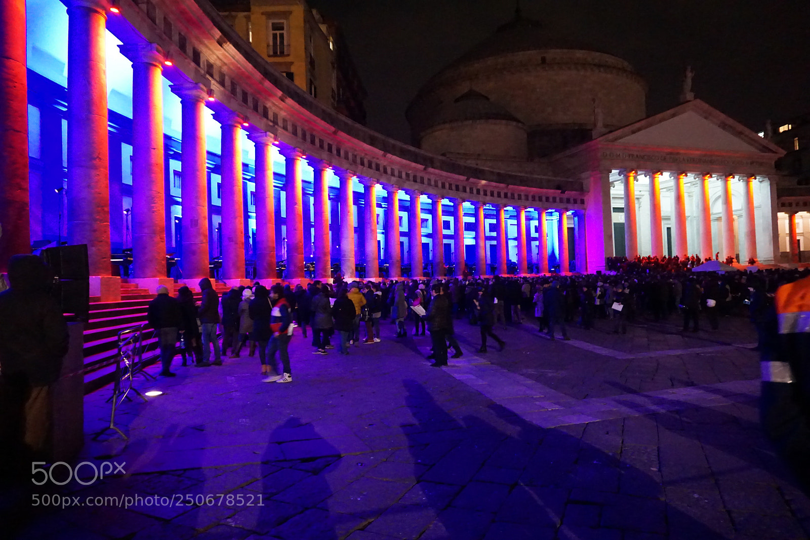 Sony a6000 sample photo. 21 pianoforti a piazza plebiscito photography