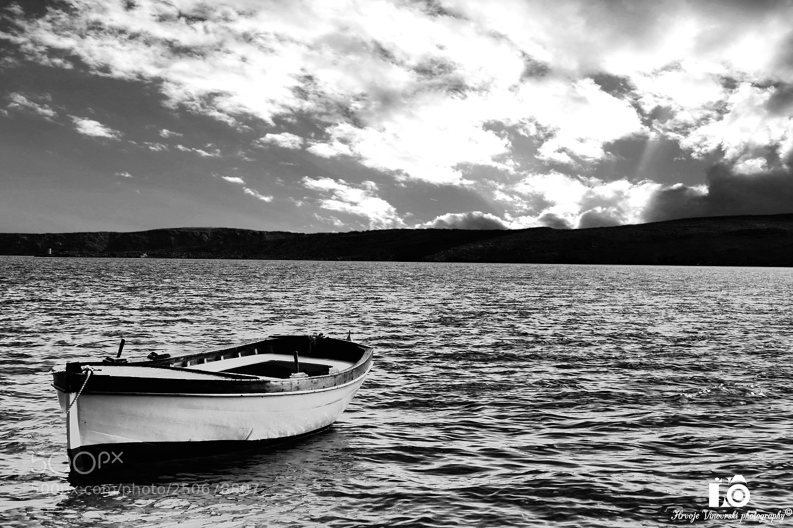 Panasonic Lumix DMC-FZ1000 sample photo. Old boat (b&w) photography