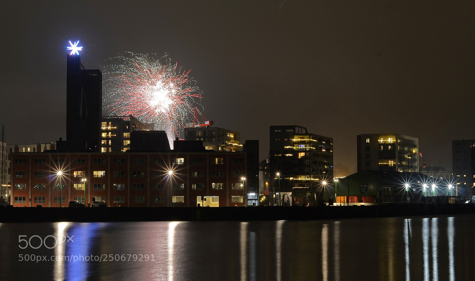 Nikon D5100 sample photo. Odense havn, new year 17/18 photography