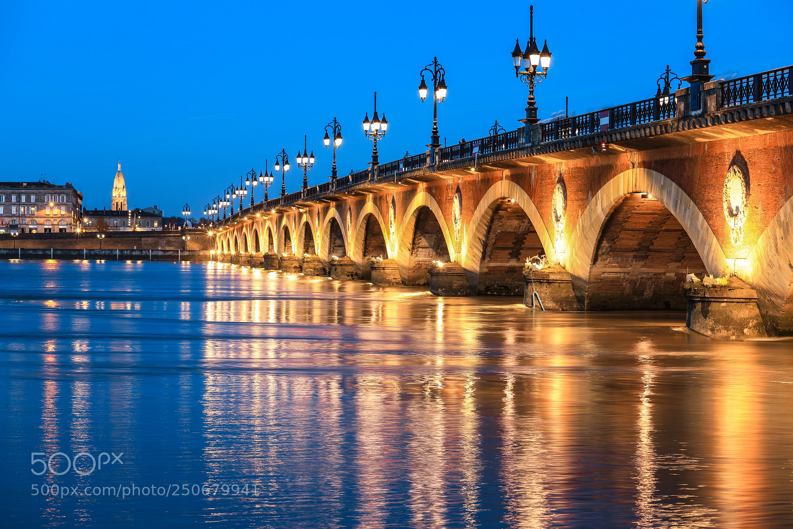 Canon EOS 5D Mark IV sample photo. Pont de pierre in photography