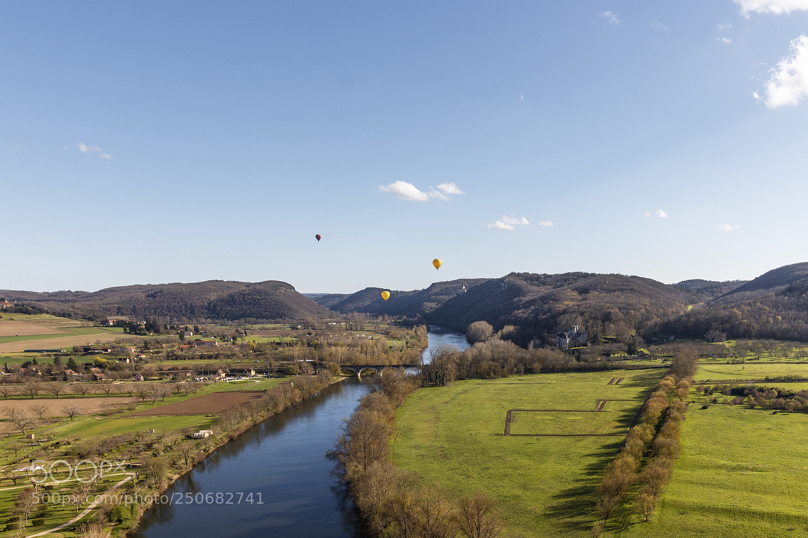 Canon EOS 600D (Rebel EOS T3i / EOS Kiss X5) sample photo. Balloons from ch teau photography