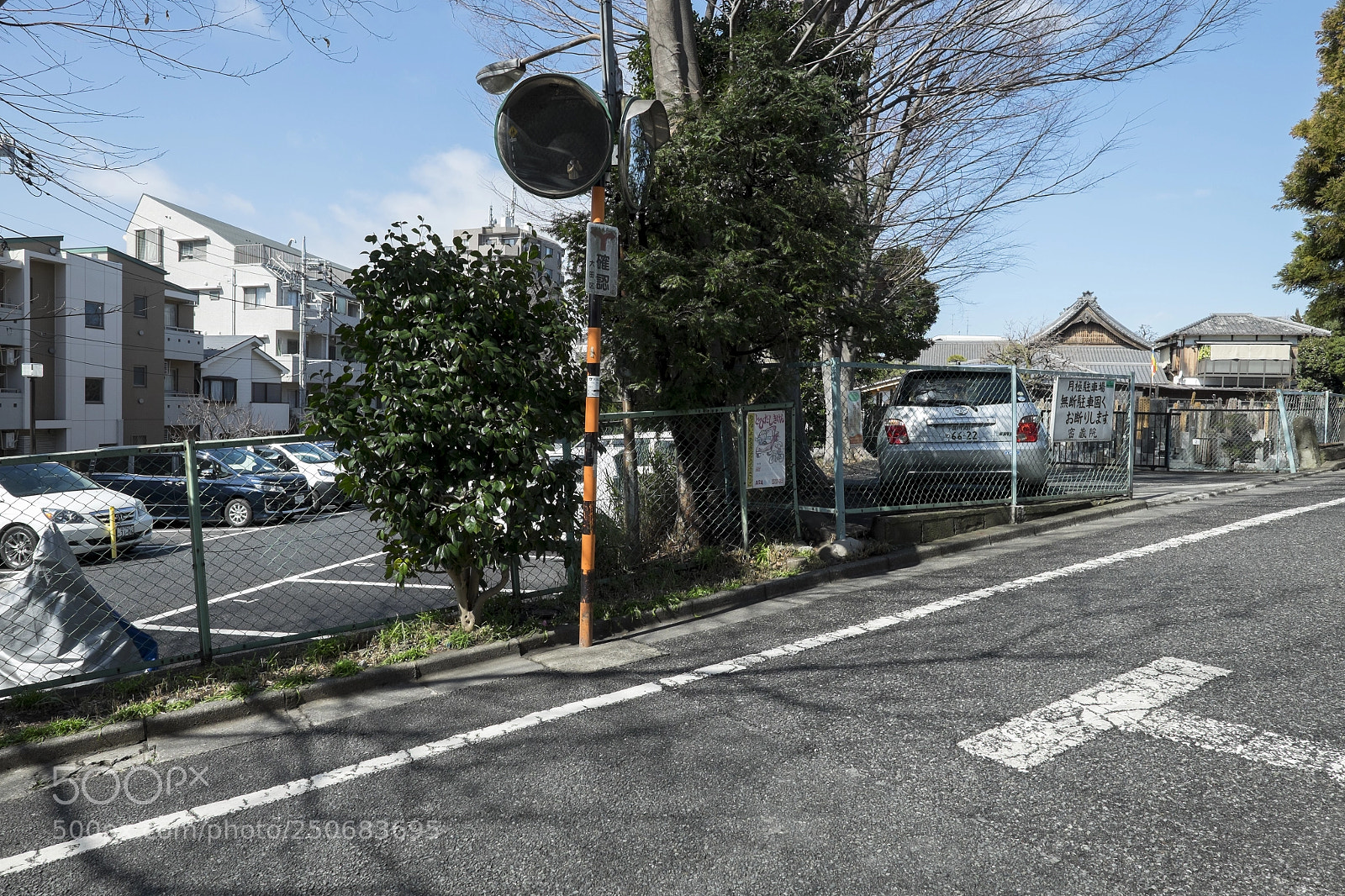 Fujifilm X-T1 sample photo. Tokyo.大田区田園調布南　密蔵院 photography