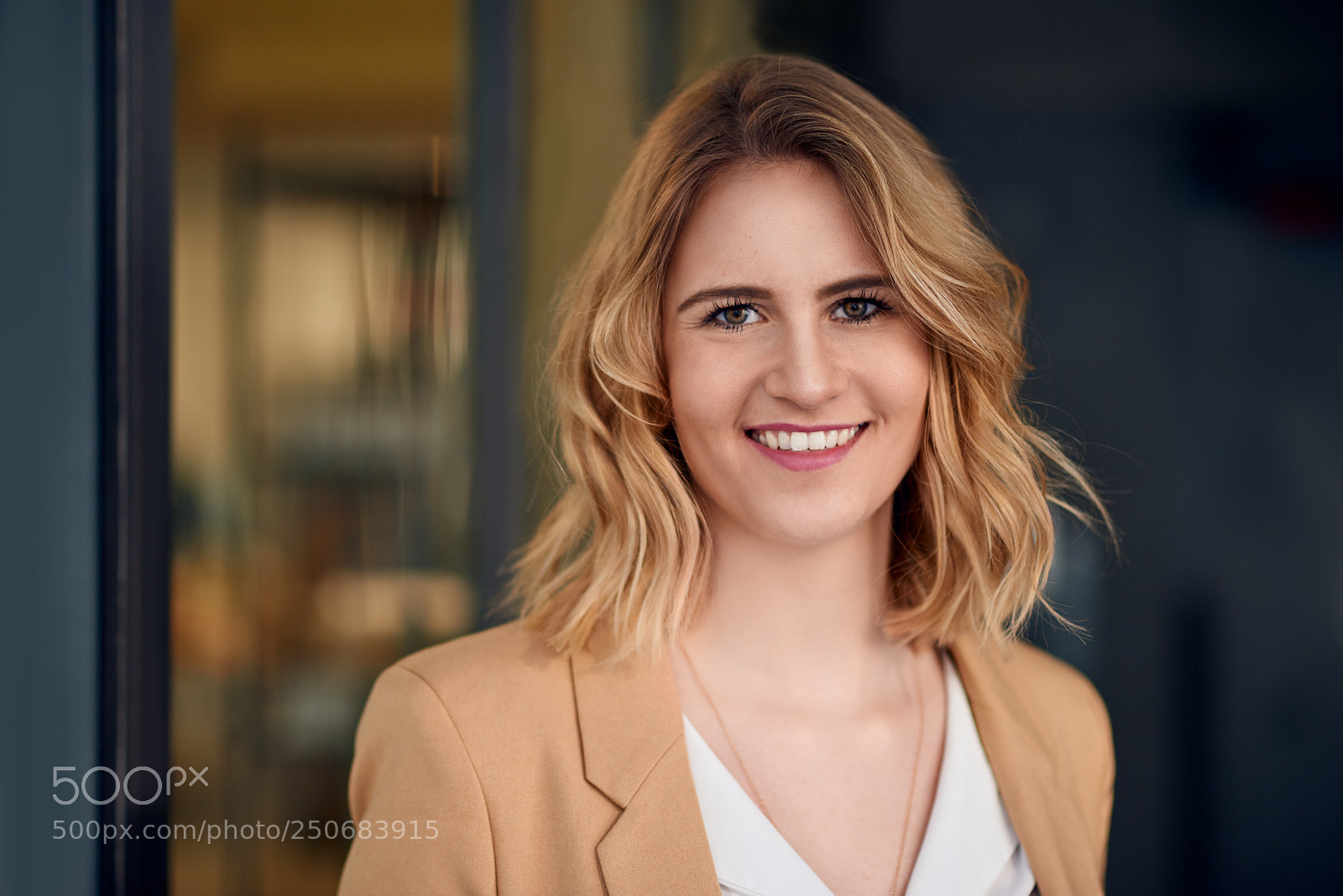 Nikon D800 sample photo. Elegant woman standing against photography