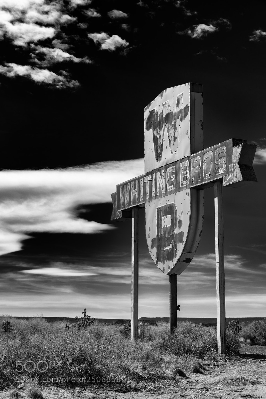 Canon EOS 5D Mark IV sample photo. Old route 66 relic photography