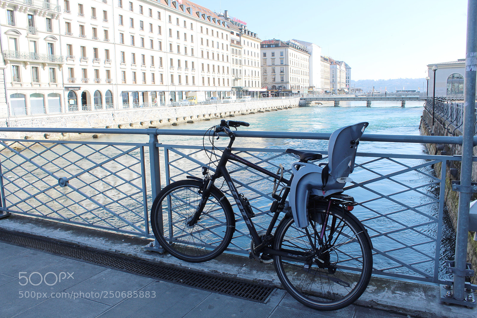 Canon EOS 1300D (EOS Rebel T6 / EOS Kiss X80) sample photo. Bicycle chronicles pt. 3 photography