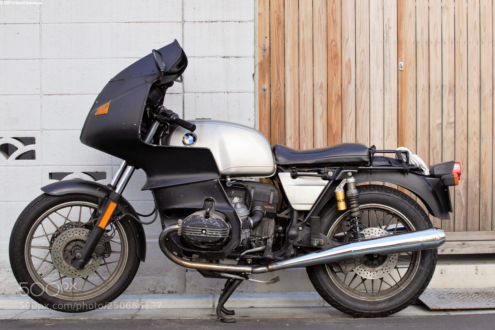 Nikon D5300 sample photo. Vintage bmw photography