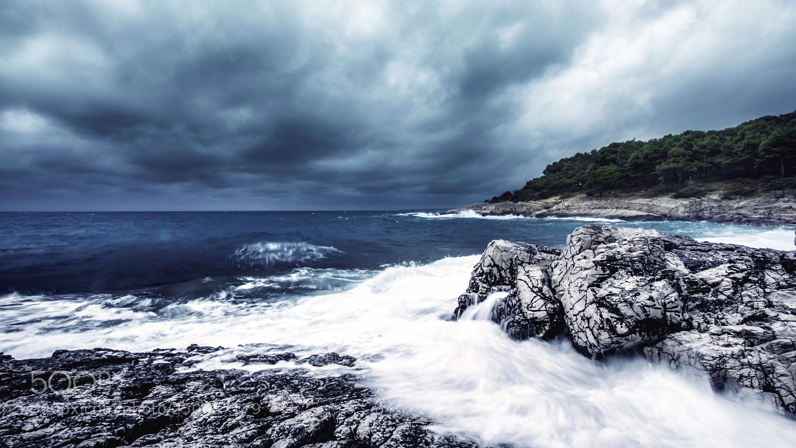 Nikon D7100 sample photo. Stormy clouds and big photography