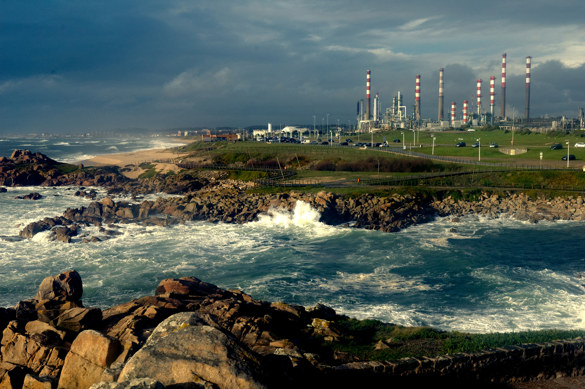 Nikon D70 sample photo. Matosinhos refinery. photography