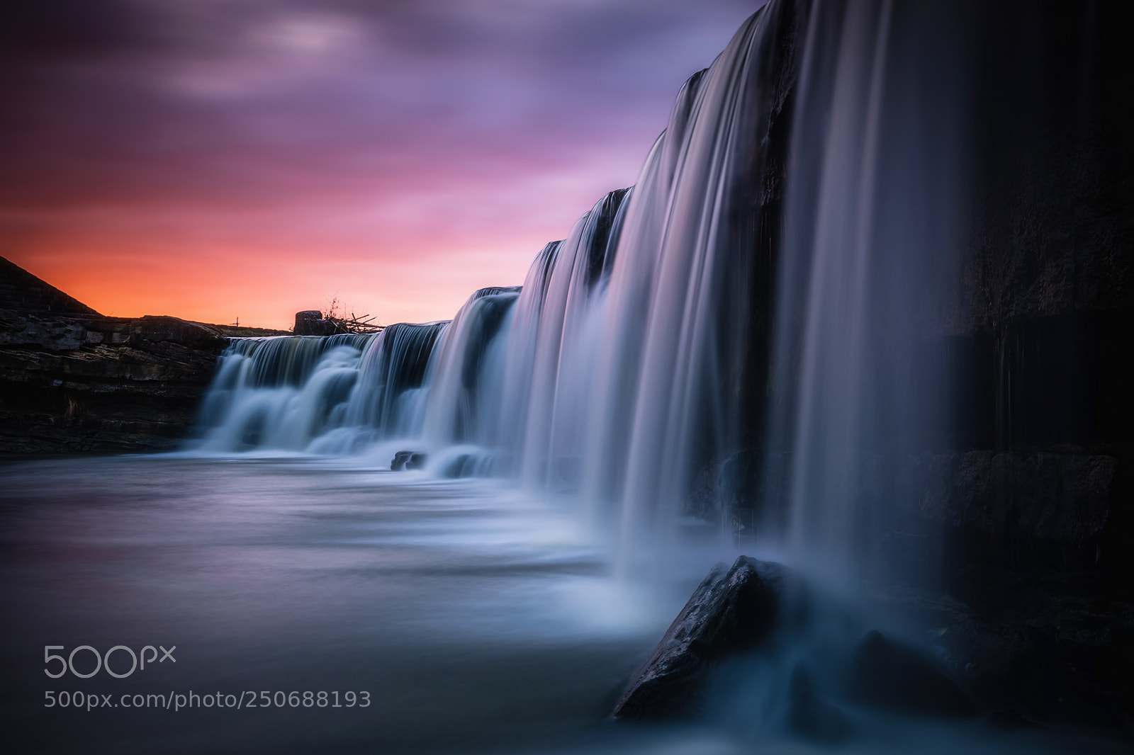 Canon EOS 5D Mark IV sample photo. Morning glow waterfall photography