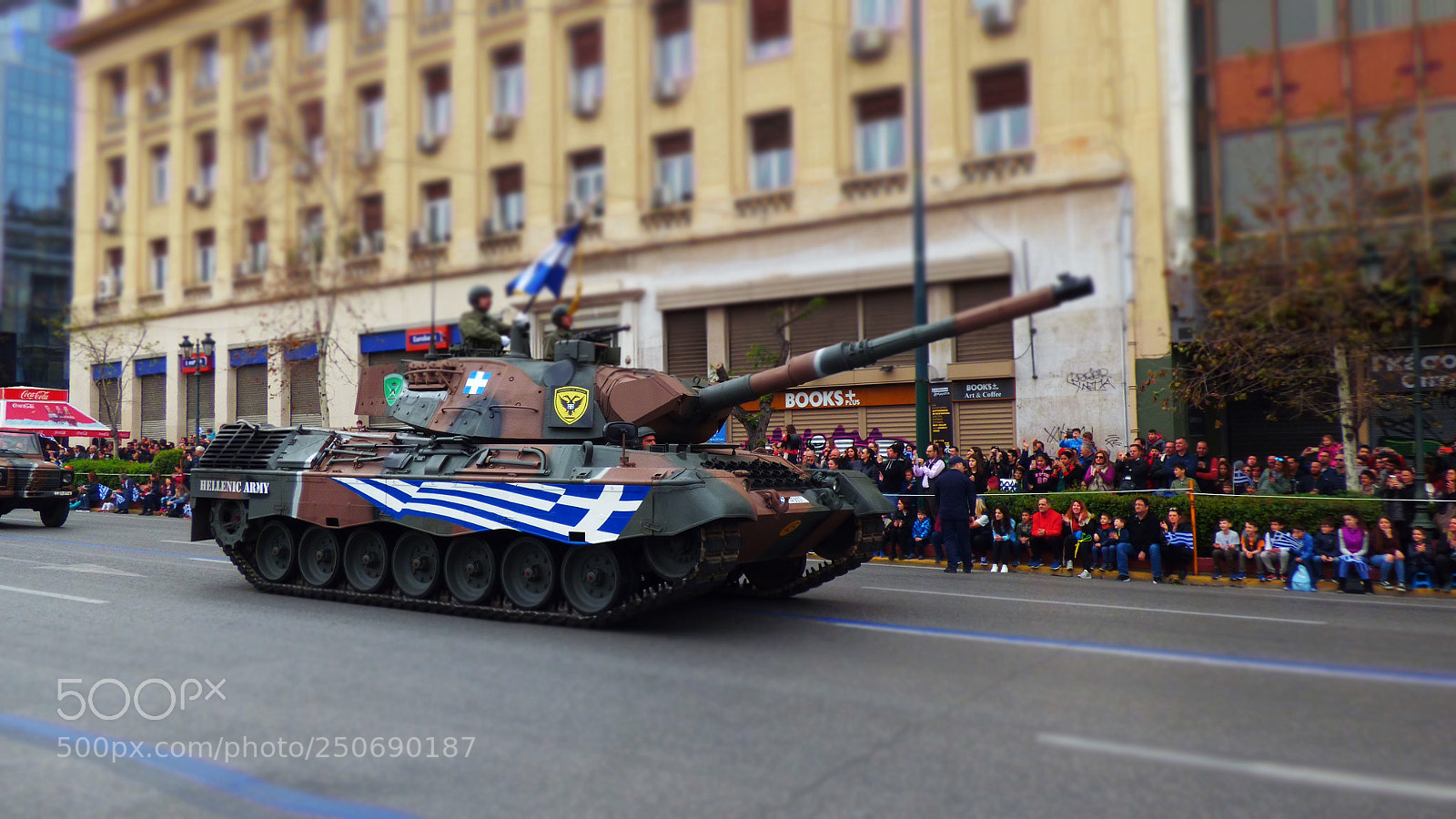 Panasonic DMC-FZ72 sample photo. Greek army parade photography